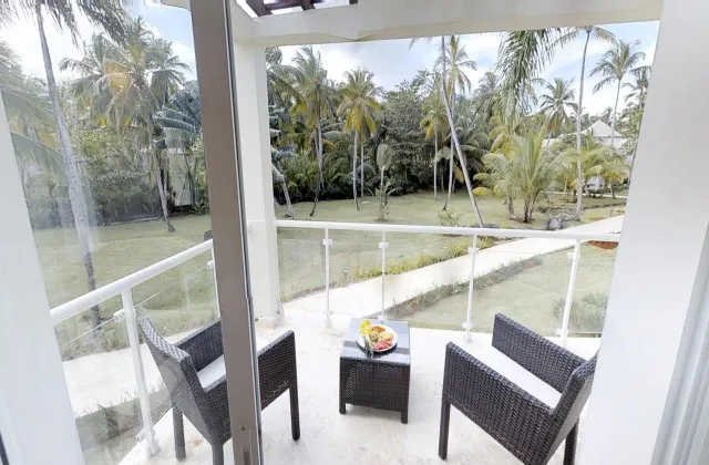 Coson Bay Hotel Residences Apartment Terrace